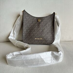 Michael Kors Briley Small Brown Messenger Crossbody Shoulder Handbag Bag MK